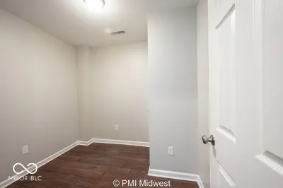 1439 East Street, Indianapolis - 13