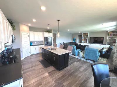 8512 Rockwood Lane, Indianapolis - 36