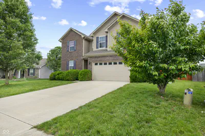 2804 Corlee Crescent, Brownsburg - 2