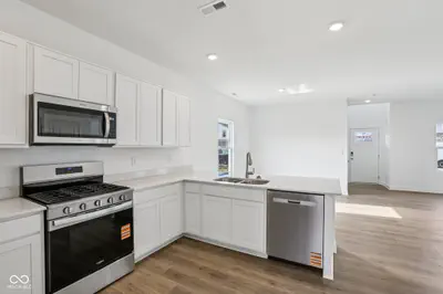 199 Springfield Crossing, Greenfield - 10