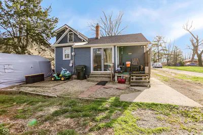 202 Monroe Street, Indianapolis - 27