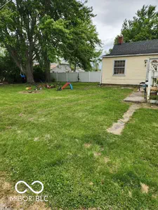 306 Fulton Street, Parker City - 4