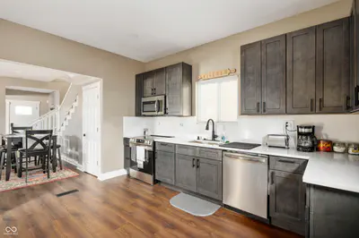 1041 East Street, Indianapolis - 11