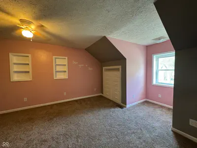 307 Pierce Street, Whitestown - 18