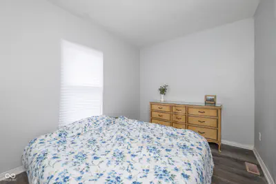 969 Pershing, Indianapolis - 17