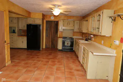 4619 State Road 48, Sunman - 21