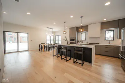 7133 Mayapple Lane, Pendleton - 10