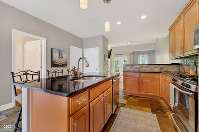 1037 Reserve Way, Indianapolis - 13