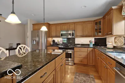 1029 Sterling Court, Crown Point - 9
