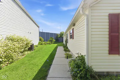 226 Gazebo Drive, Indianapolis - 26