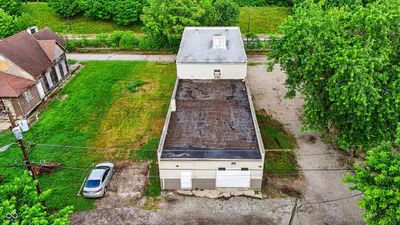 2121 Madison Avenue, Indianapolis - 53