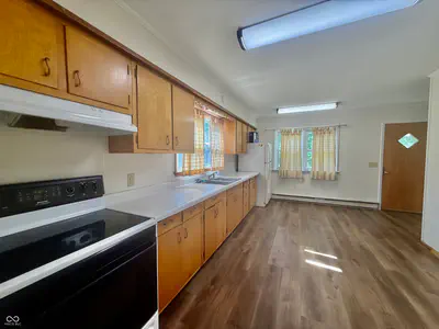 313 Curtis, Cayuga - 11