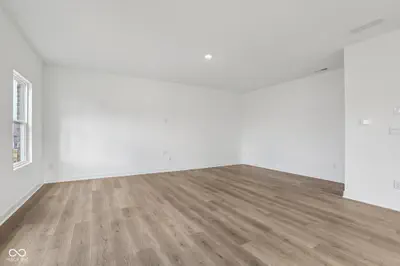 199 Springfield Crossing, Greenfield - 2