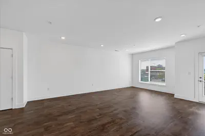 727 Illinois Street, Indianapolis - 6