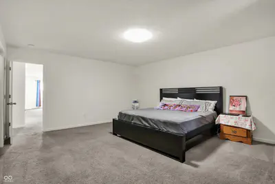 180 Blue Lace Drive, Whiteland - 40