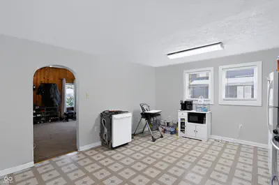 5 Jefferson Street, Maxwell - 16
