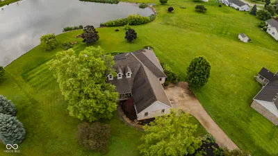 1580 Garnett Drive, Frankfort - 2