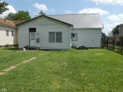 528 5th Street, Seymour - 6