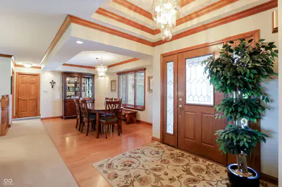 5571 Red Oak Drive, Greenfield - 5