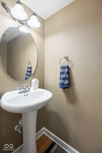 5836 Monticello Square Lane, Indianapolis - 23