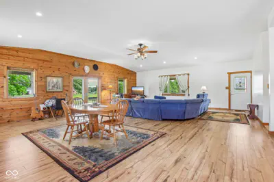 6070 County Road 200, Avon - 20