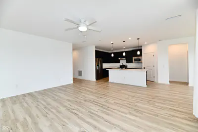4720 Petunia, Plainfield - 16