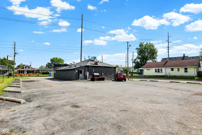 2023 Southeastern Avenue, Indianapolis - 33