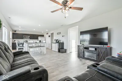 1435 Fleming Drive, Greenfield - 9
