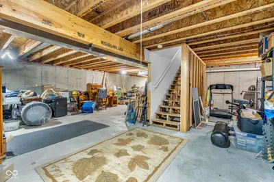 2905 Shadow Lake Drive, Indianapolis - 40
