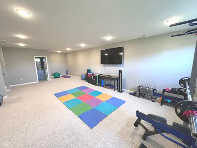 8512 Rockwood Lane, Indianapolis - 30