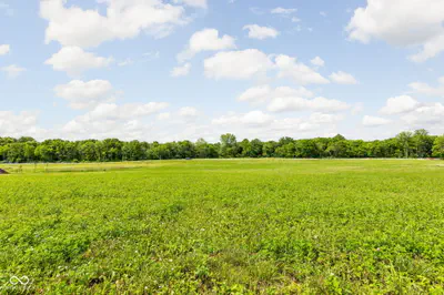 5872 Gibbs Road, Plainfield - 16