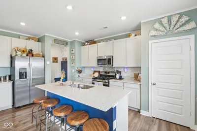 7439 Kensley Place, Indianapolis - 18