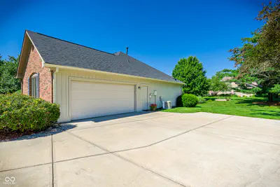 8119 Lake Point Way, Indianapolis - 23