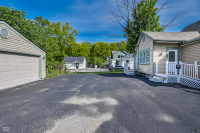 610 Rangeline Road, Carmel - 24