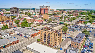 825 Delaware Street, Indianapolis - 50