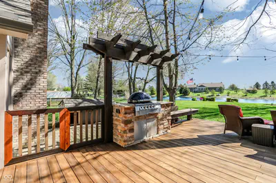 5571 Red Oak Drive, Greenfield - 73