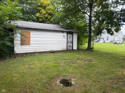 2854 Illinois Street, Indianapolis - 9