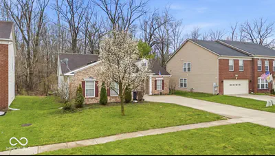 344 Legacy Boulevard, Greenwood - 4