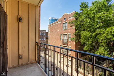 450 Ohio Street, Indianapolis - 23