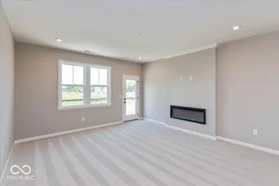 810 Rosebud Lane, Greenfield - 9