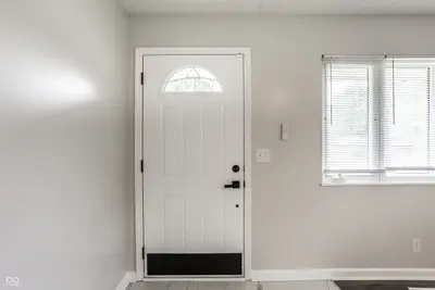 2248 Dupont Court, Indianapolis - 4