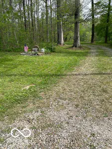 1058-1061 Niagara Trail, Greensburg - 3
