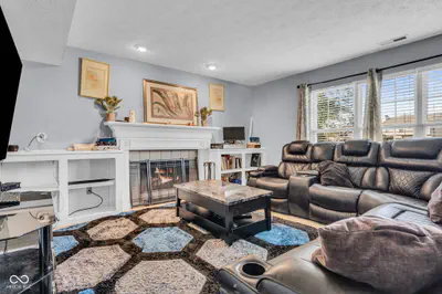 8626 Golden Falls Circle, Avon - 14