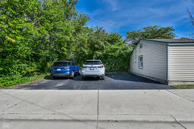610 Rangeline Road, Carmel - 26