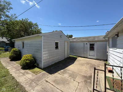 2423 3rd Avenue, Terre Haute - 3