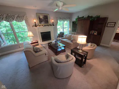 4934 County Road 100, Avon - 44