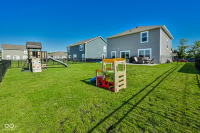 1435 Fleming Drive, Greenfield - 31