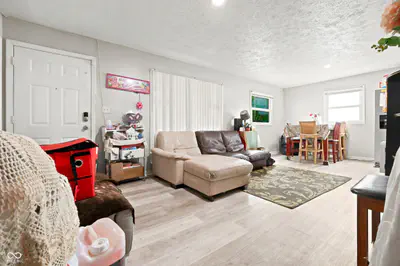 2048 Goodlet Avenue, Indianapolis - 3