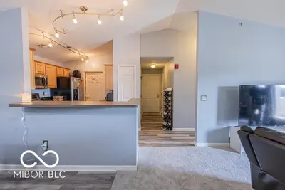6239 Amber Creek Lane, Indianapolis - 2