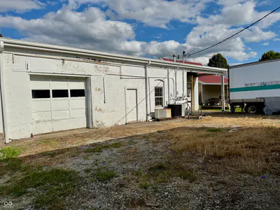 305 Main Street, Shirley - 25
